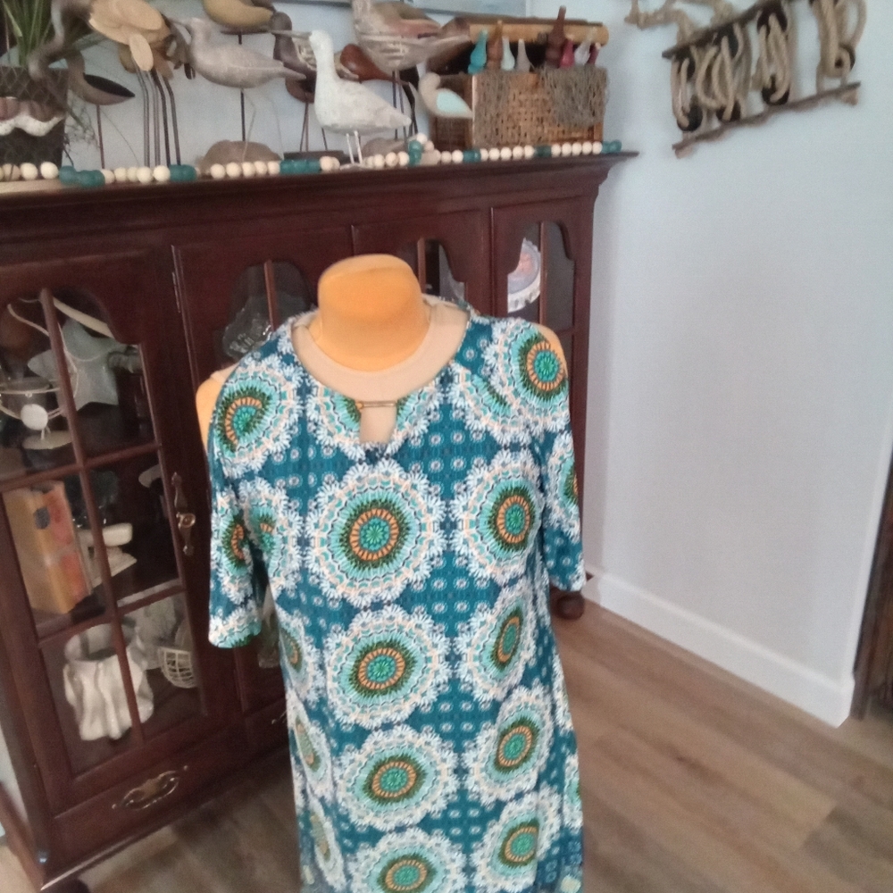 Tacera Plus Size 1X Teal & White Medallion Cold Shoulder Midi Dress